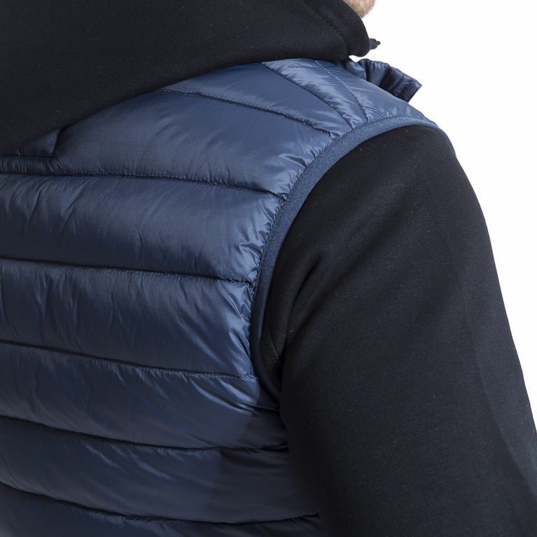 Vest "Vest" Vest "Vest"